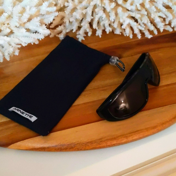 Arnette sunglasses NWT! 🔥🔥🔥🔥 No scratches! Comes w/ case. - Picture 2 of 11